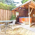 Bridge Bridge House, Old Post, Bridge Suite, Sleeps 16 *