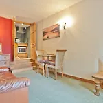 Bridge Bridge House, Old Post, Bridge Suite, Sleeps 16 Coniston