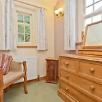 Bridge Bridge House, Old Post, Bridge Suite, Sleeps 16 * Coniston