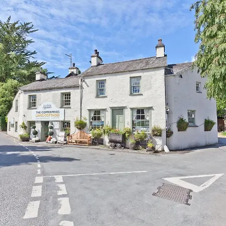 別荘 Bridge Bridge House, Old Post, Bridge Suite, Sleeps 16 *