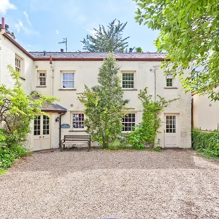 Bridge Bridge House, Old Post, Bridge Suite, Sleeps 16 * Coniston