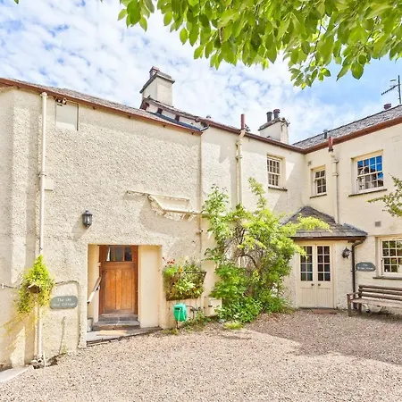 Bridge Bridge House, Old Post, Bridge Suite, Sleeps 16 コニストン