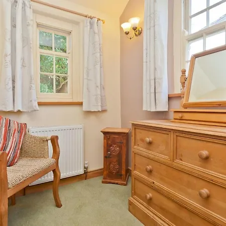 Bridge Bridge House, Old Post, Bridge Suite, Sleeps 16 * كونيستون