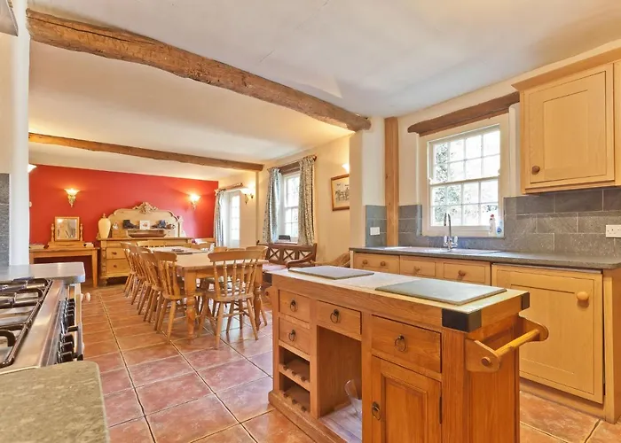 Bridge Bridge House, Old Post, Bridge Suite, Sleeps 16 *