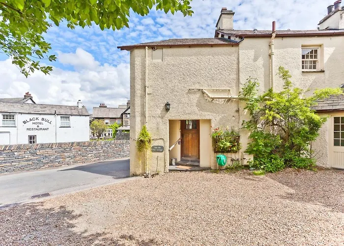 Bridge Bridge House, Old Post, Bridge Suite, Sleeps 16 كونيستون