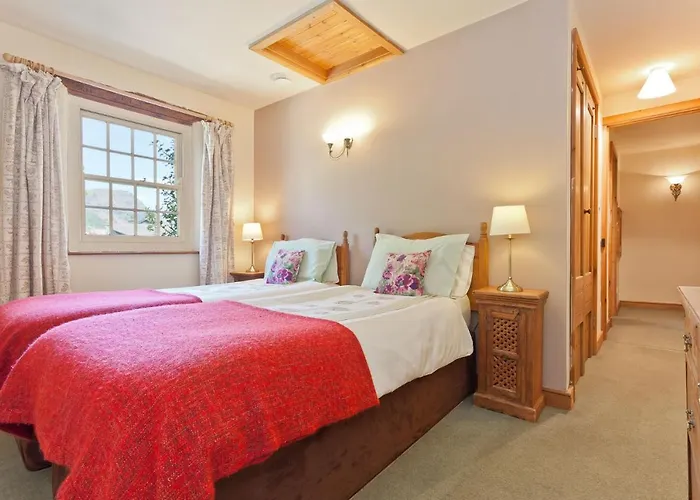 Bridge Bridge House, Old Post, Bridge Suite, Sleeps 16 *