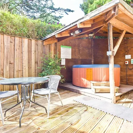 Bridge Bridge House, Old Post, Bridge Suite, Sleeps 16 *