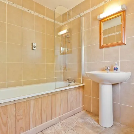 Bridge Bridge House, Old Post, Bridge Suite, Sleeps 16 Prázdninový dům